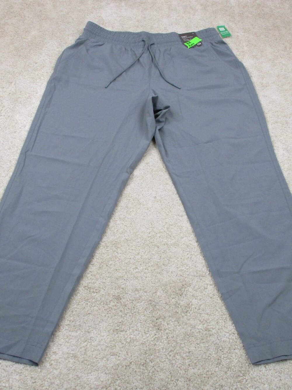 GapFit High Rise Runaround Pants Gray L Athleisure Lounge Straight Leg Womens